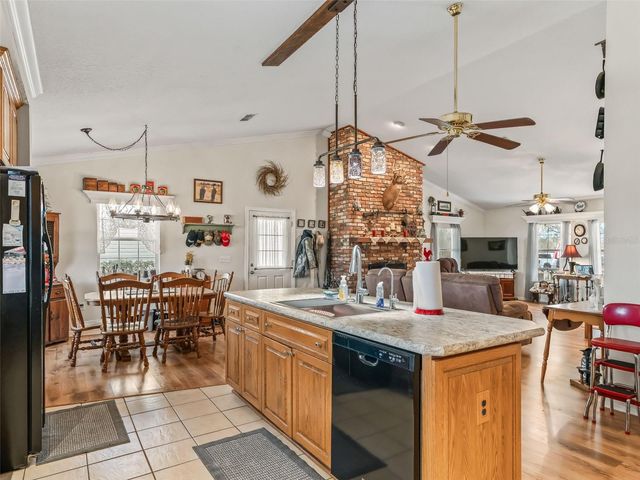 4430 CR 542H, Bushnell, FL 33513