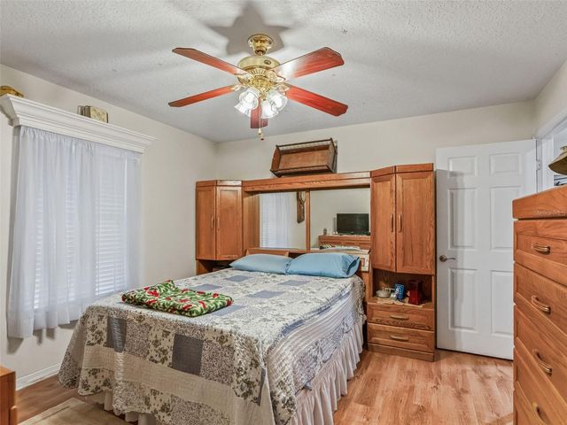 4430 CR 542H, Bushnell, FL 33513