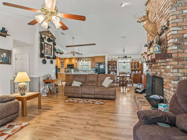 4430 CR 542H, Bushnell, FL 33513