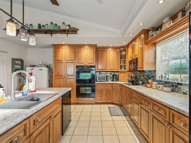 4430 CR 542H, Bushnell, FL 33513