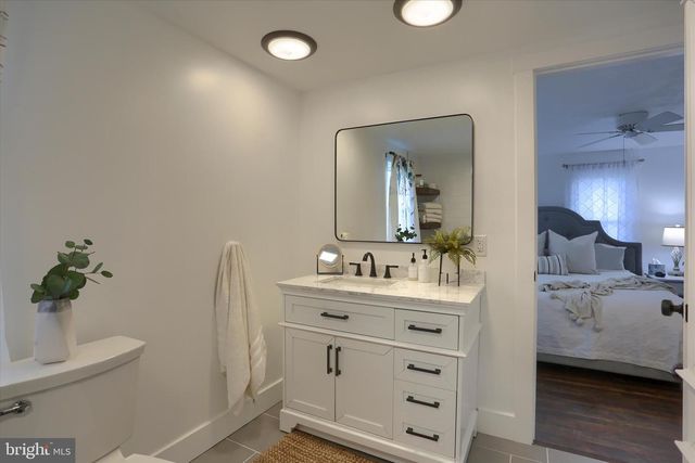 552 MOUNTAIN RD, Dalmatia, PA 17017