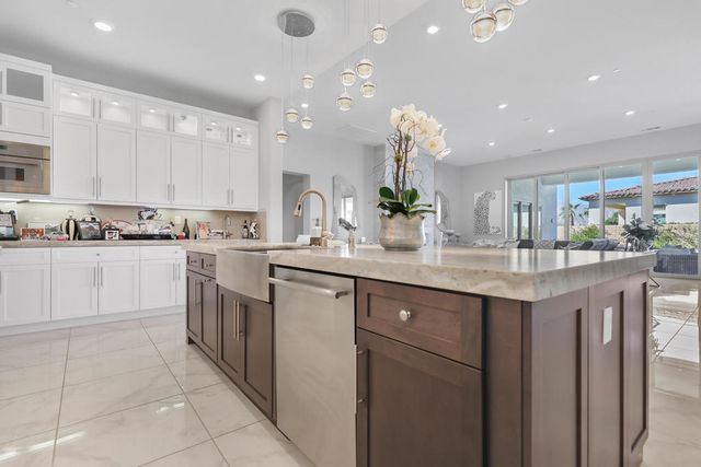 81 695 Thunder Gulch Way, La Quinta, CA 92253