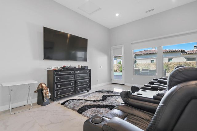 81 695 Thunder Gulch Way, La Quinta, CA 92253