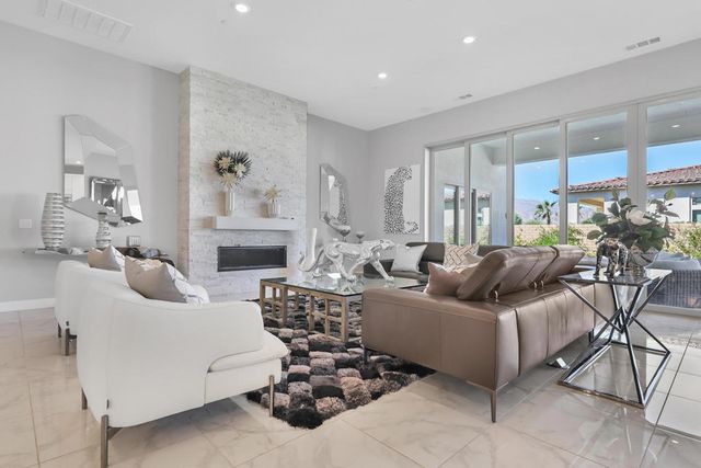 81 695 Thunder Gulch Way, La Quinta, CA 92253