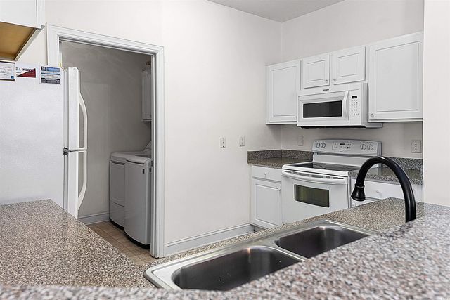 6010 Windsor Green Way Unit 301, Myrtle Beach, SC 29579