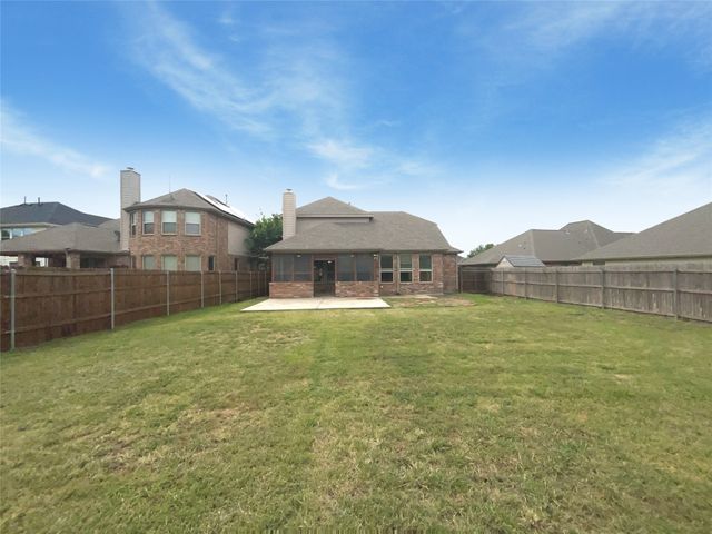1005 Lake Hollow Drive, Little Elm, TX 75068