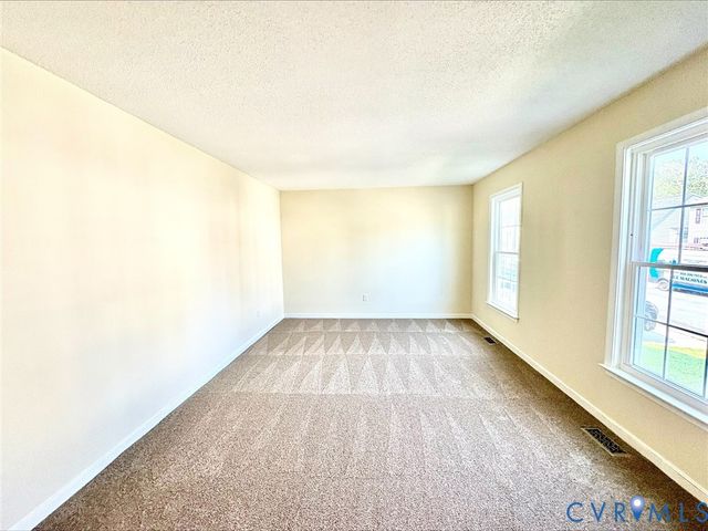 6207 Beaufont Hills Ct, Richmond, VA 23225