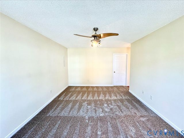 6207 Beaufont Hills Ct, Richmond, VA 23225