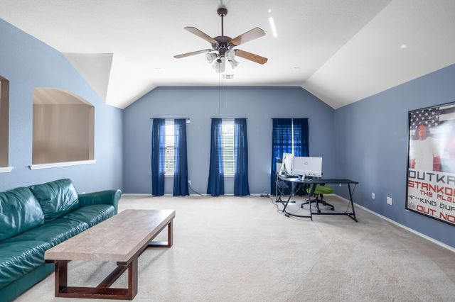 8756 Golden Sunset Trail, Fort Worth, TX 76244