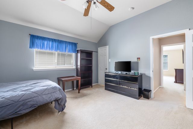 8756 Golden Sunset Trail, Fort Worth, TX 76244