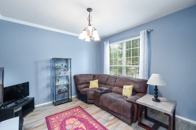 8756 Golden Sunset Trail, Fort Worth, TX 76244