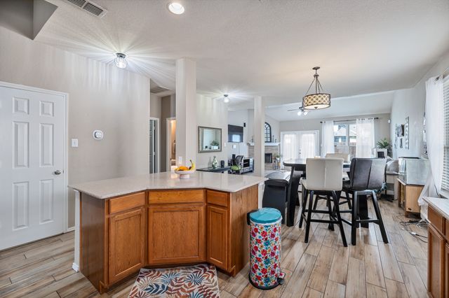 8756 Golden Sunset Trail, Fort Worth, TX 76244