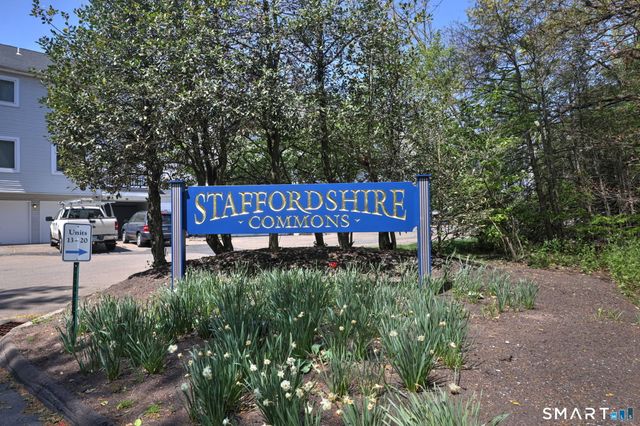51 Staffordshire Common Drive 51, Wallingford, CT 06492