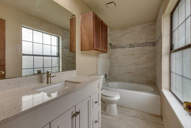 10611 Woodleaf Drive, Dallas, TX 75227