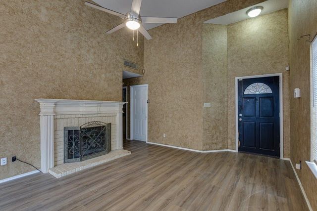 10611 Woodleaf Drive, Dallas, TX 75227