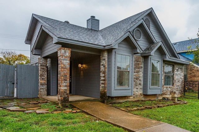 10611 Woodleaf Drive, Dallas, TX 75227