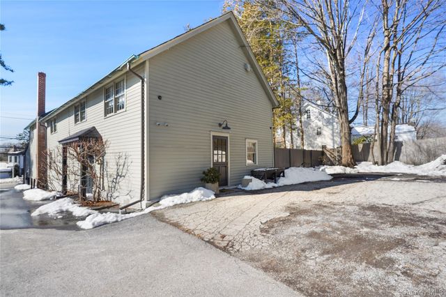 259 Westchester Avenue, Pound Ridge, NY 10576