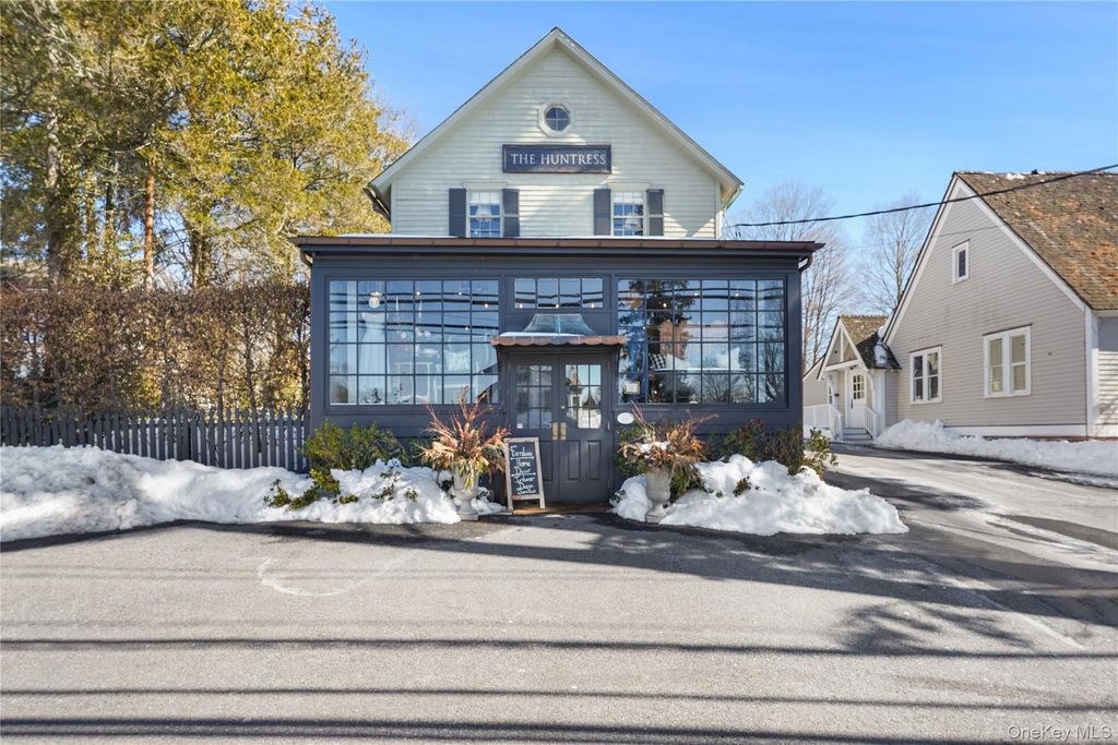 259 Westchester Avenue, Pound Ridge, NY 10576