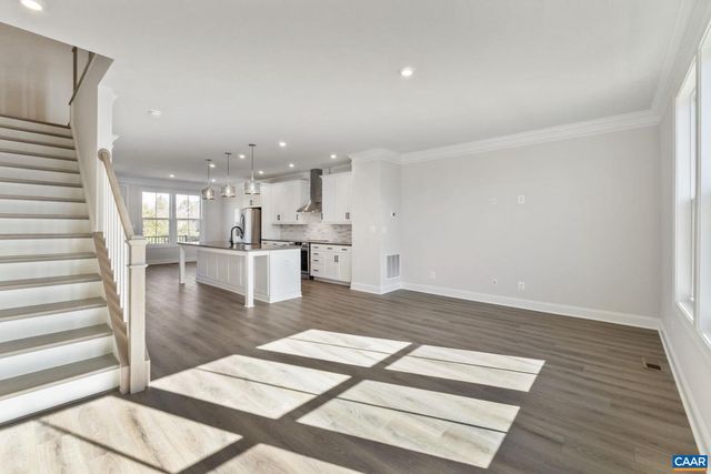 738 PARK RIDGE DR, Crozet, VA 22932