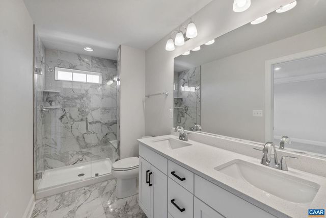 738 PARK RIDGE DR, Crozet, VA 22932