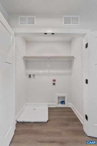 738 PARK RIDGE DR, Crozet, VA 22932