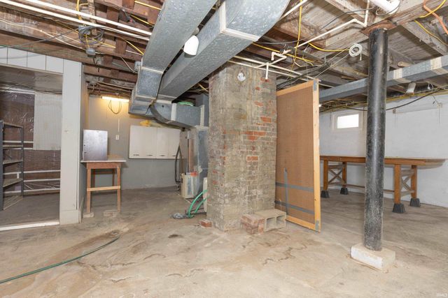 406 W Spruce Street, Princeton, IN 47670