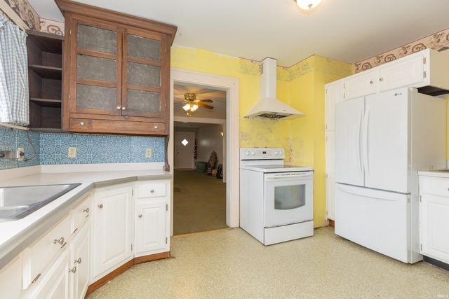 406 W Spruce Street, Princeton, IN 47670