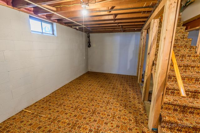 3436 Butler Drive, Norton Shores City, MI 49441