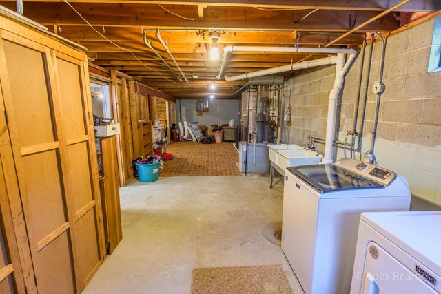 3436 Butler Drive, Norton Shores City, MI 49441