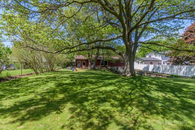 3436 Butler Drive, Norton Shores City, MI 49441