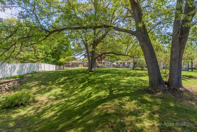 3436 Butler Drive, Norton Shores City, MI 49441