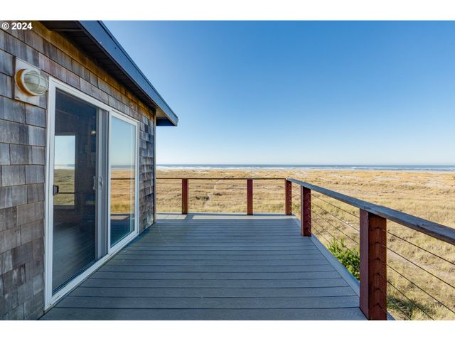 1807 N PROM, Seaside, OR 97138