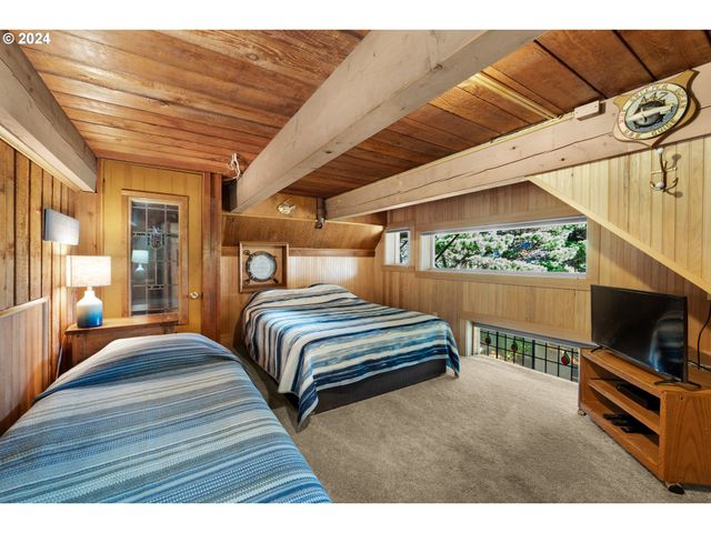 1807 N PROM, Seaside, OR 97138