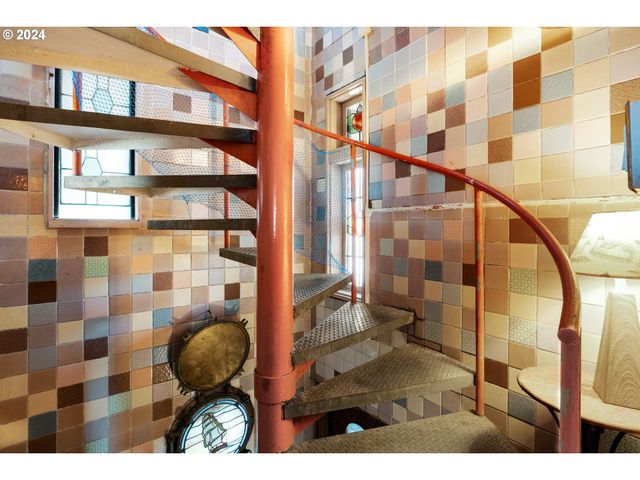 1807 N PROM, Seaside, OR 97138