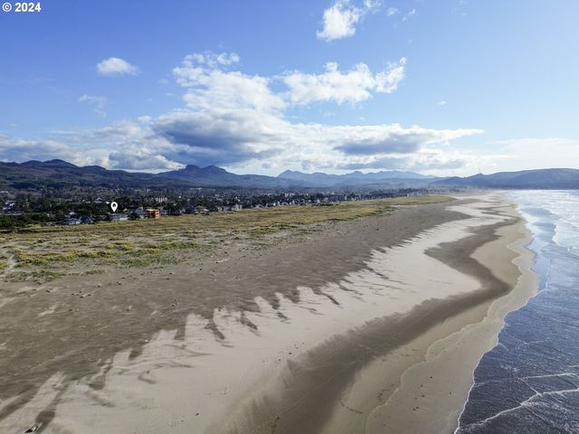 1807 N PROM, Seaside, OR 97138