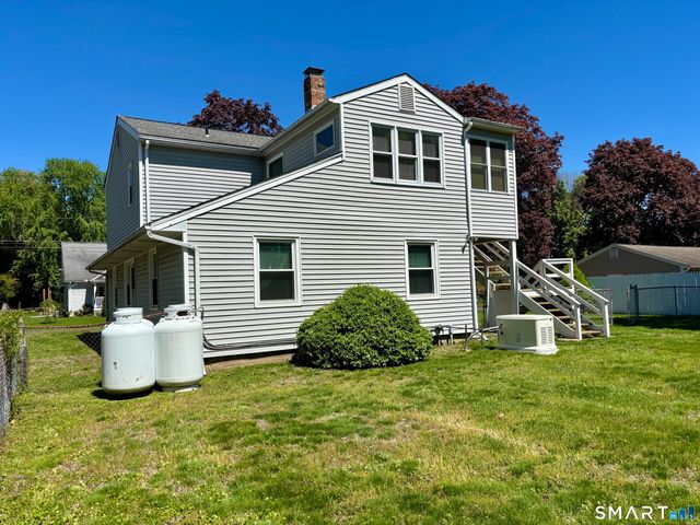 115 Hayestown Road, Danbury, CT 06811