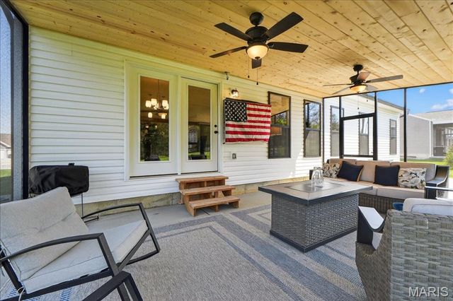 28939 Old Court Drive, Foristell, MO 63348