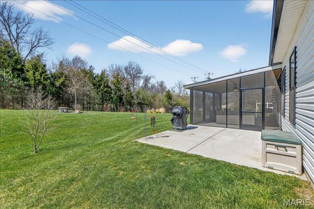 28939 Old Court Drive, Foristell, MO 63348