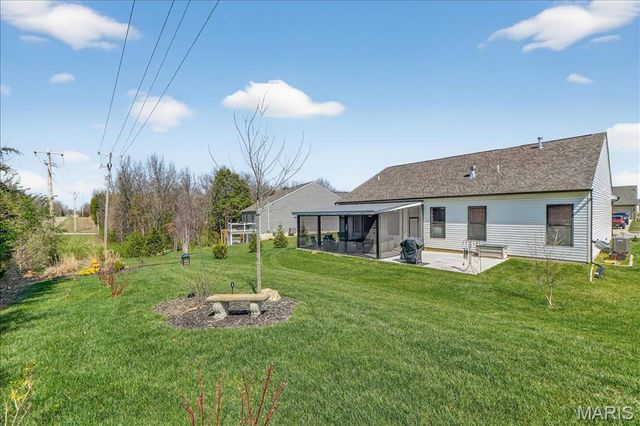 28939 Old Court Drive, Foristell, MO 63348