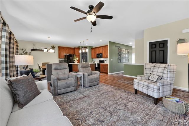 28939 Old Court Drive, Foristell, MO 63348