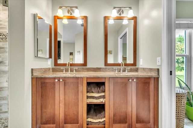 3022 45TH WAY E, Bradenton, FL 34203