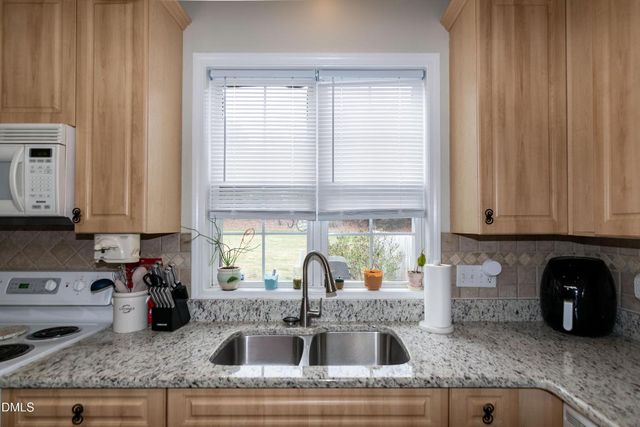 2907 Andover Glen Road, Raleigh, NC 27604