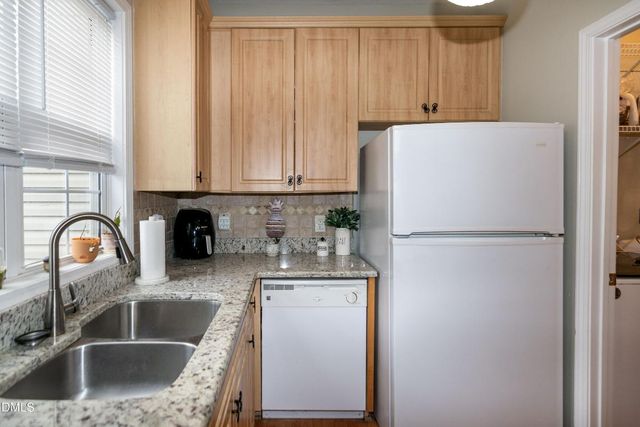 2907 Andover Glen Road, Raleigh, NC 27604