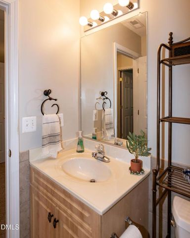 2907 Andover Glen Road, Raleigh, NC 27604