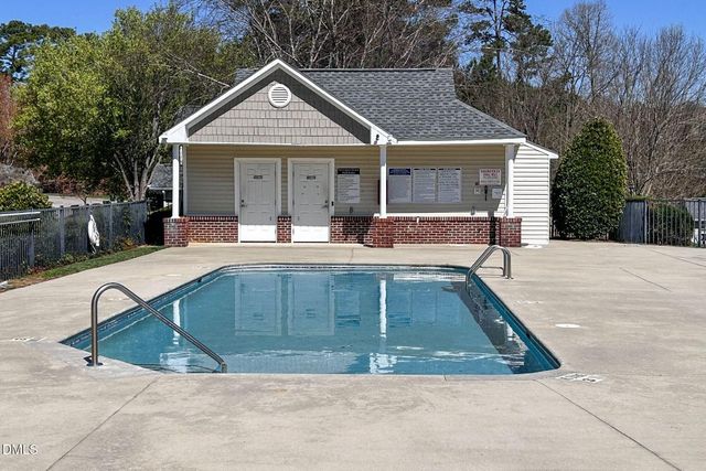 2907 Andover Glen Road, Raleigh, NC 27604