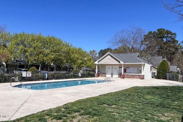 2907 Andover Glen Road, Raleigh, NC 27604