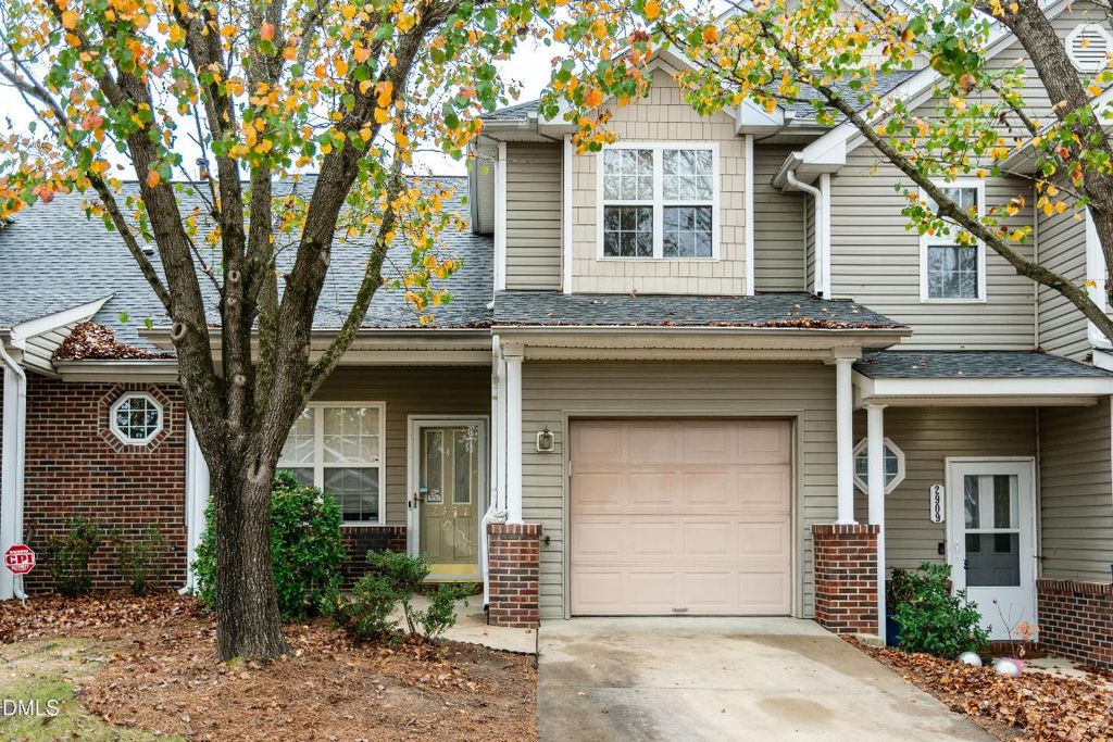2907 Andover Glen Road, Raleigh, NC 27604