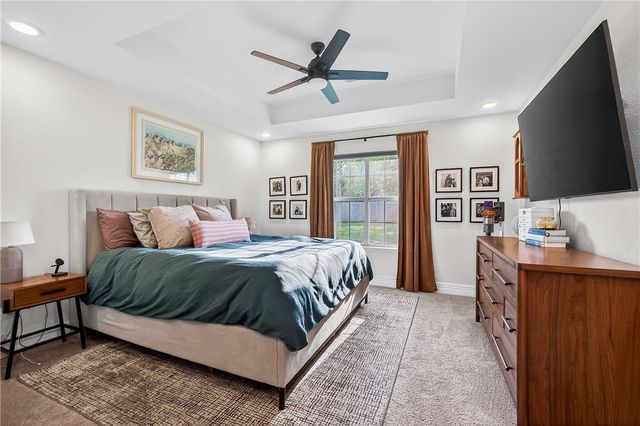 703 Ditmars Road, Prairie Grove, AR 72753
