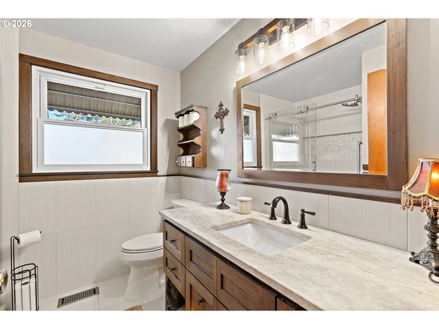 8300 Se 78TH Ave, Portland, OR 97206