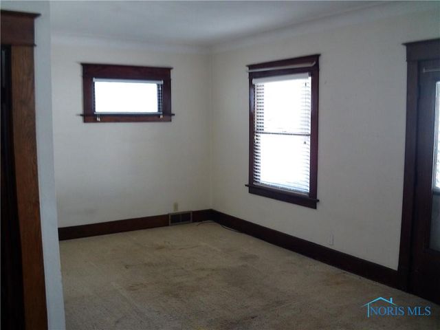 322 Dexter Street, Toledo, OH 43608